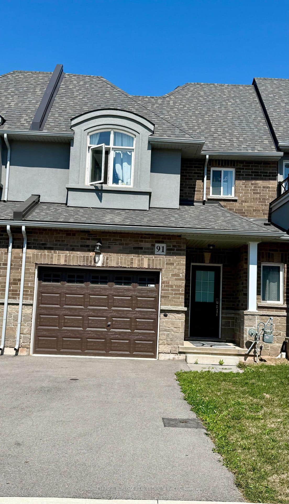 91 Pinot Crescent