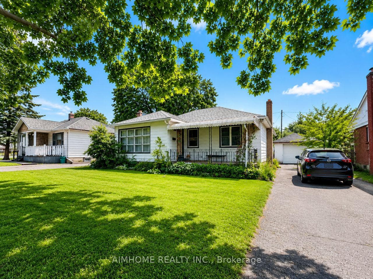 8 Munro Street