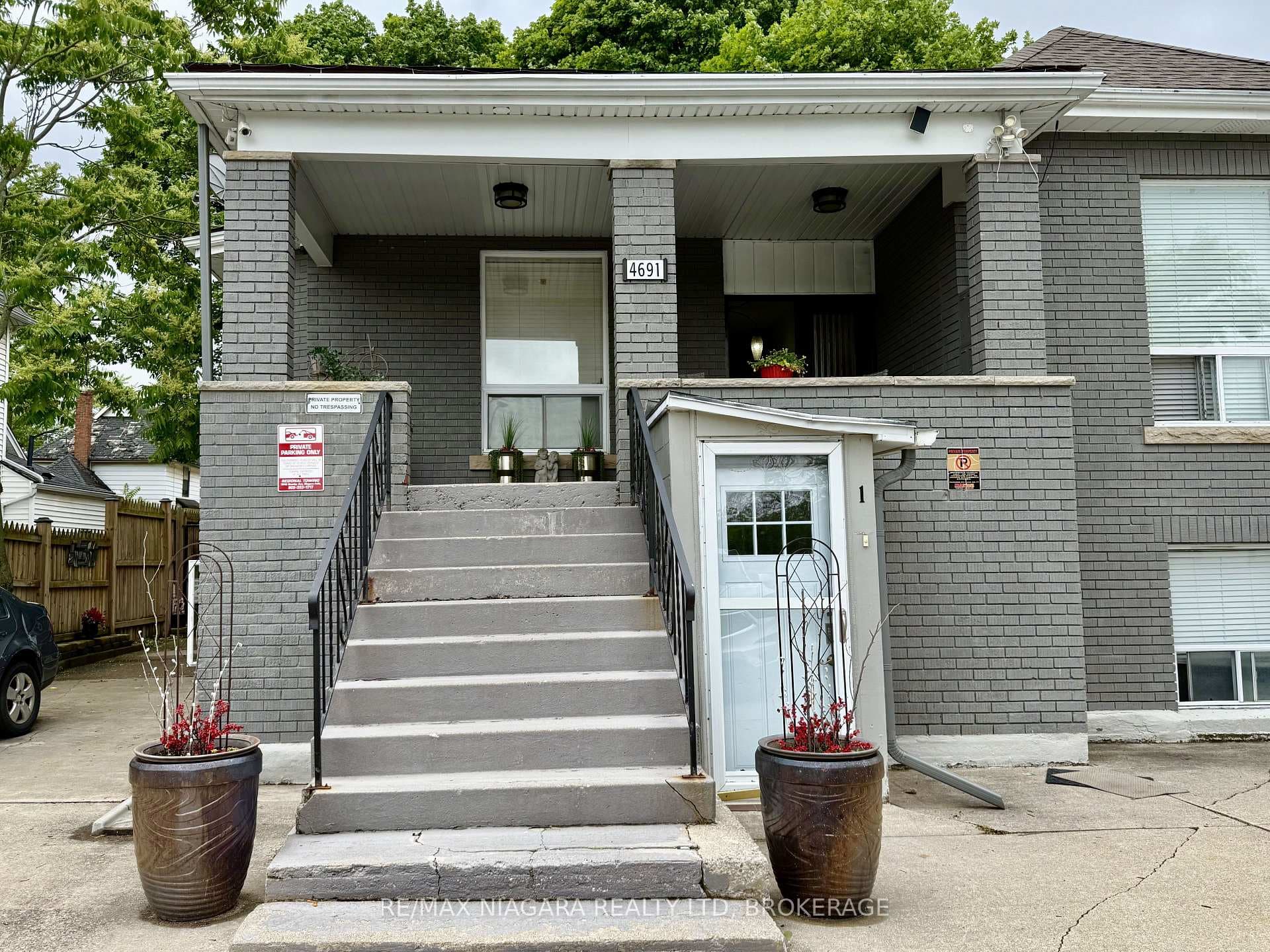 4691 RIVER Road Unit Unit 6