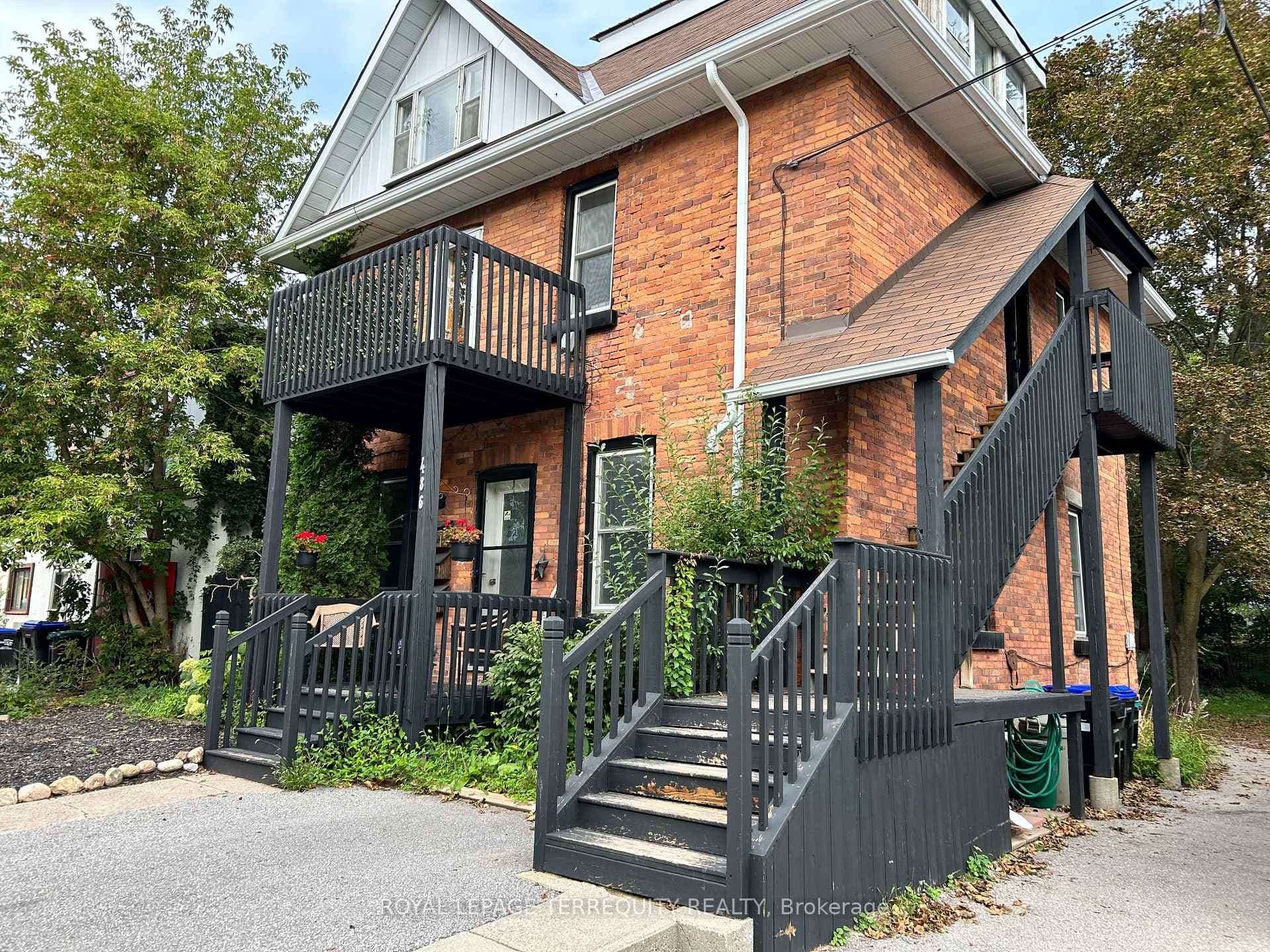 486 Hannah Street