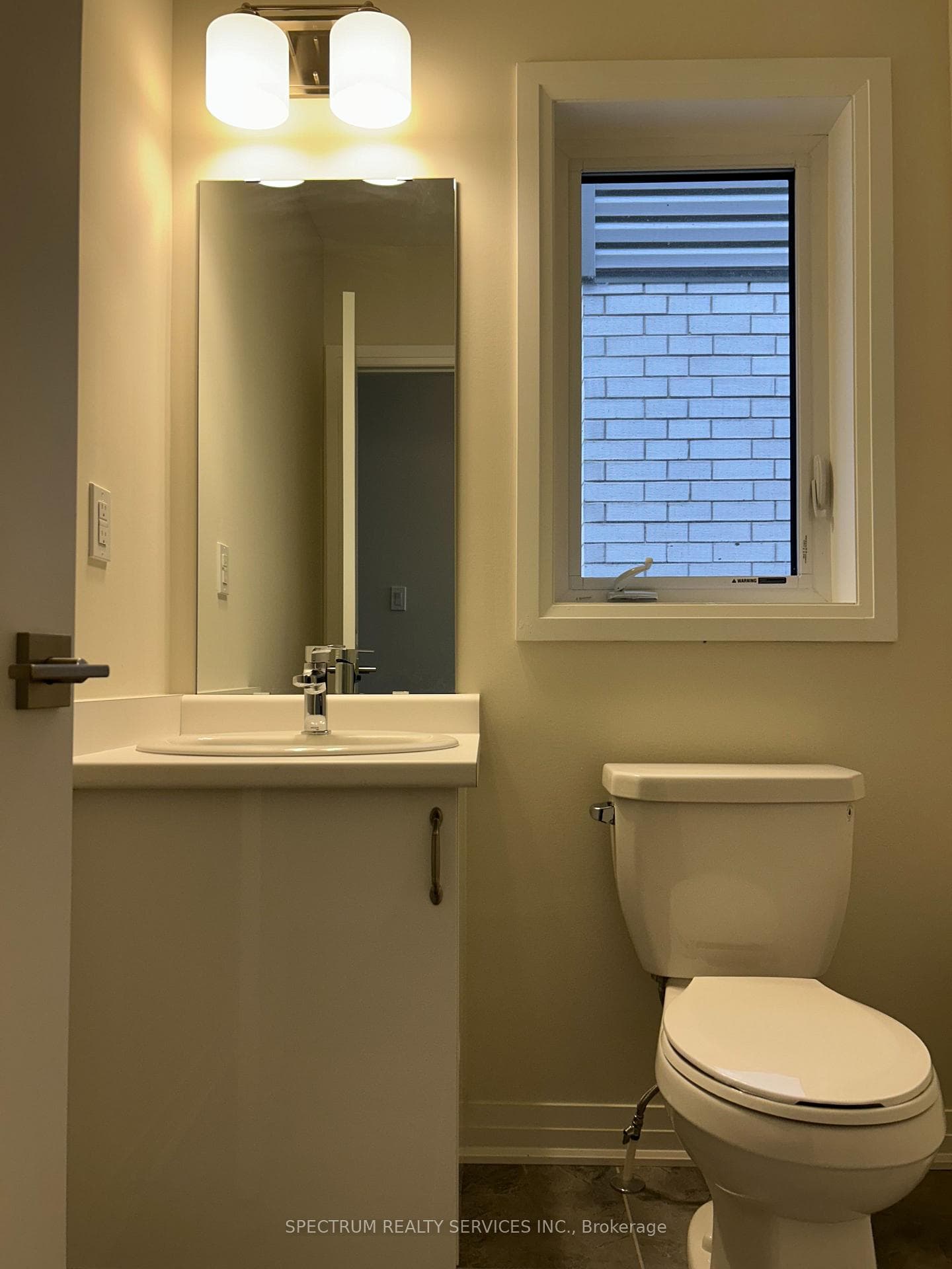 10 Arding Circle