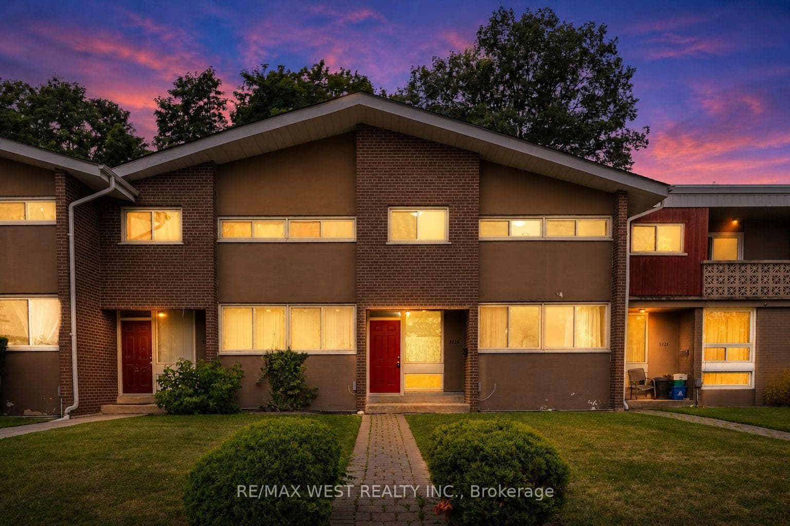 3226 The Credit Woodlands N/A Unit 3226