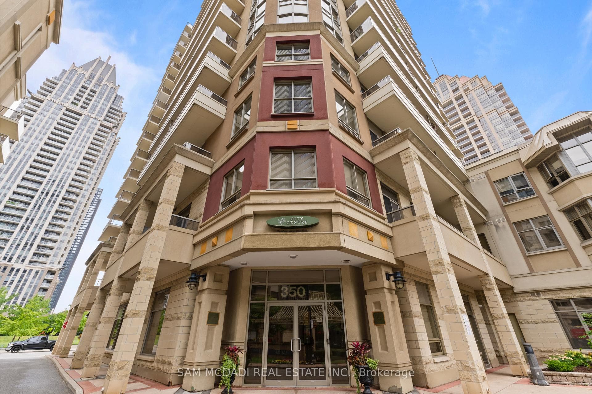 350 Princess Royal Drive Unit 1107