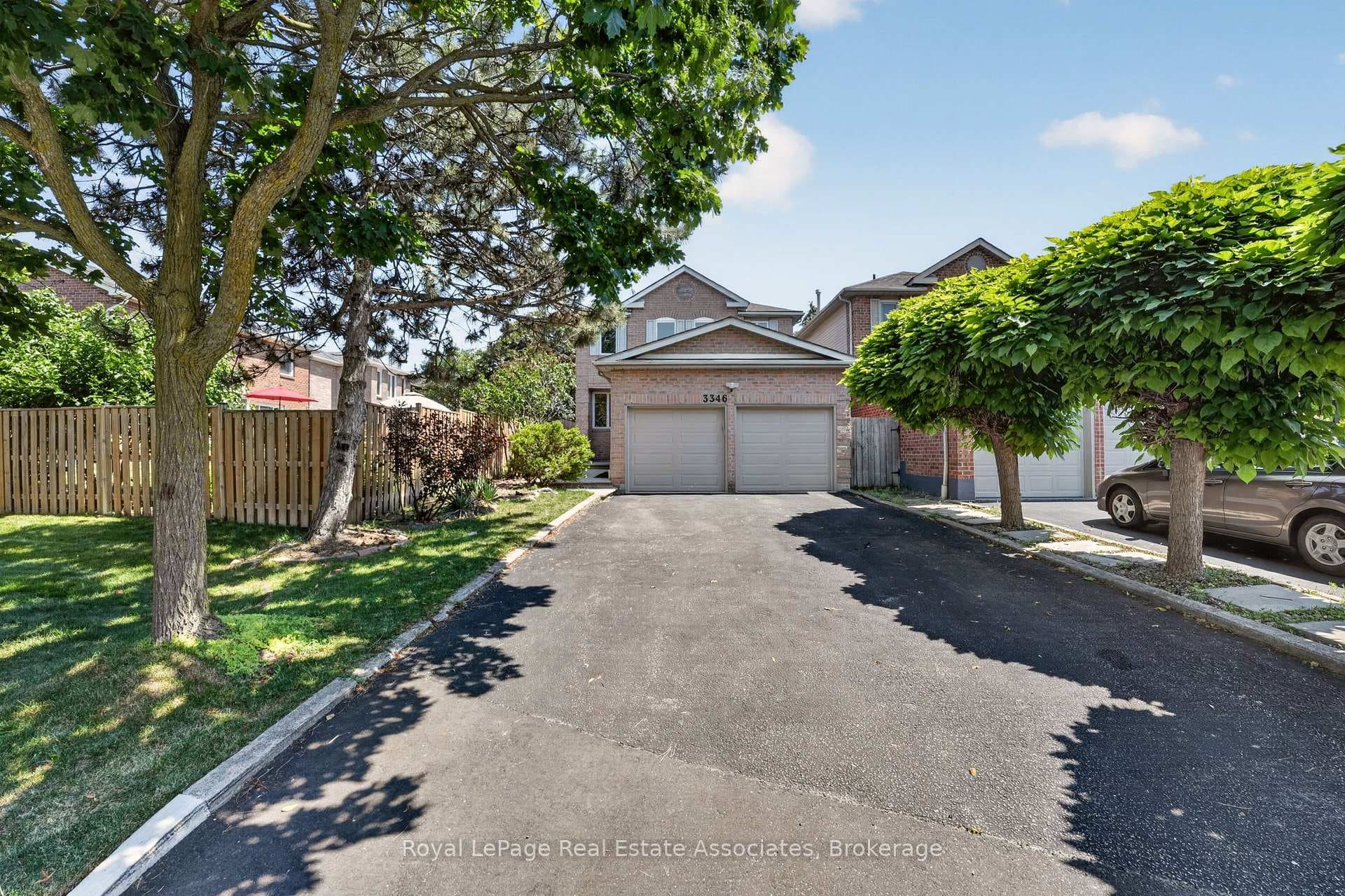 3346 Chartrand Crescent