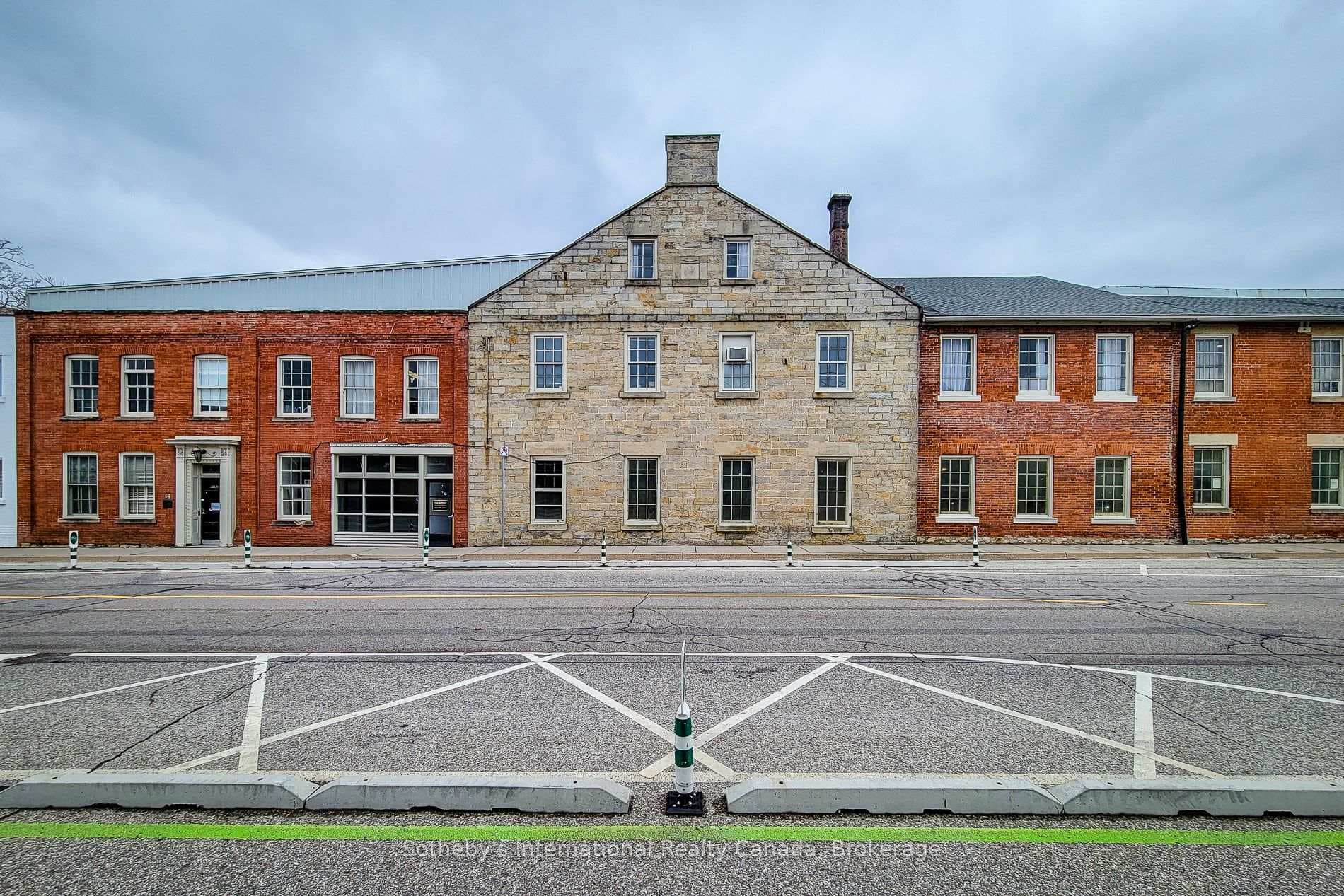 64 Hatt Street Unit 404B