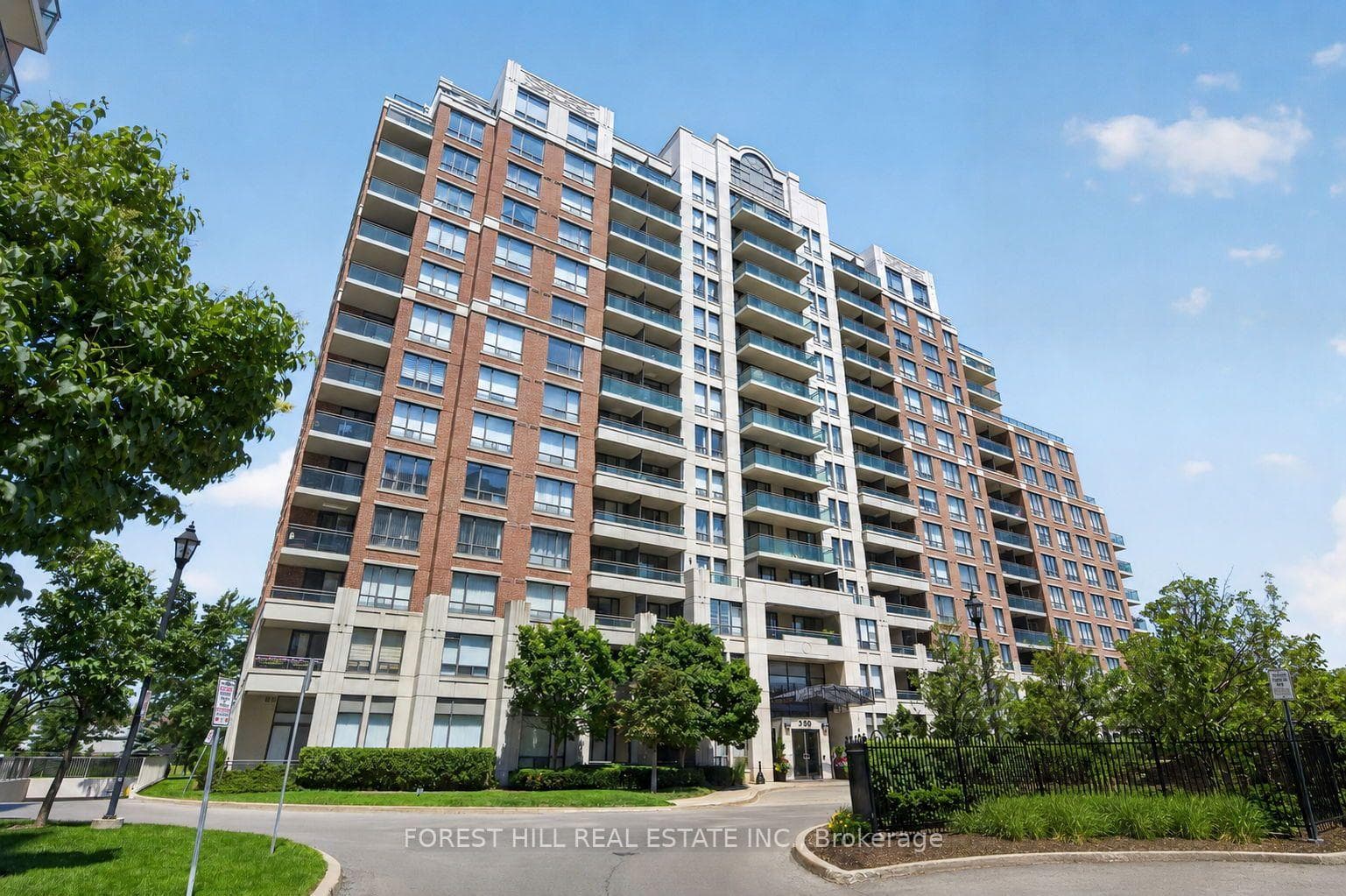 350 Red Maple Road Unit 407