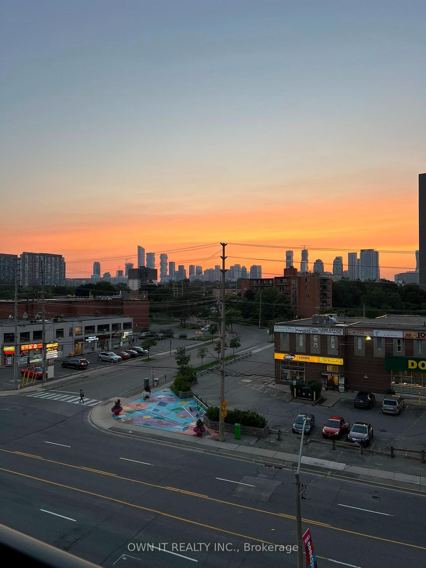 86 Dundas Street Unit 403
