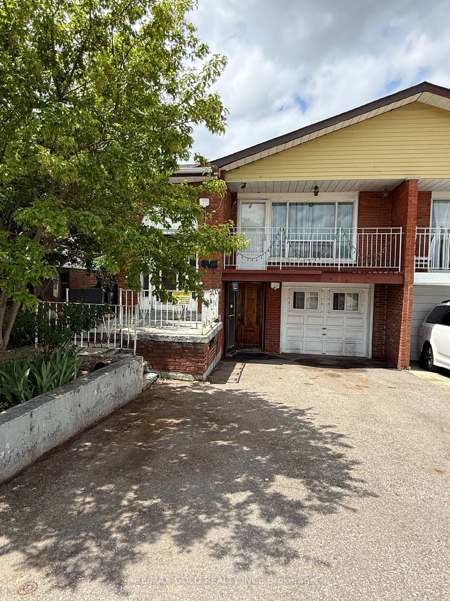 3777 Keenan Crescent