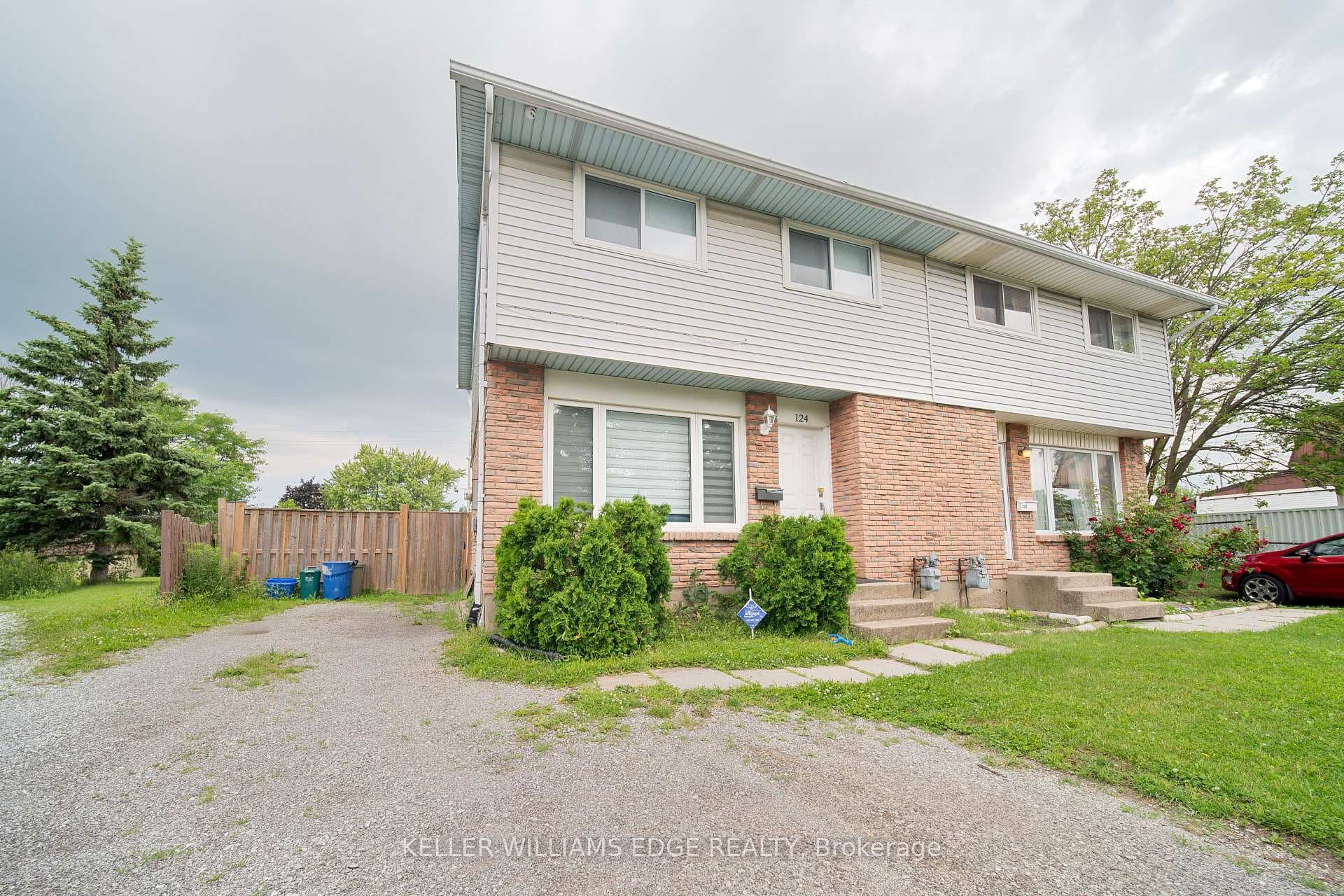 124 Romy Crescent