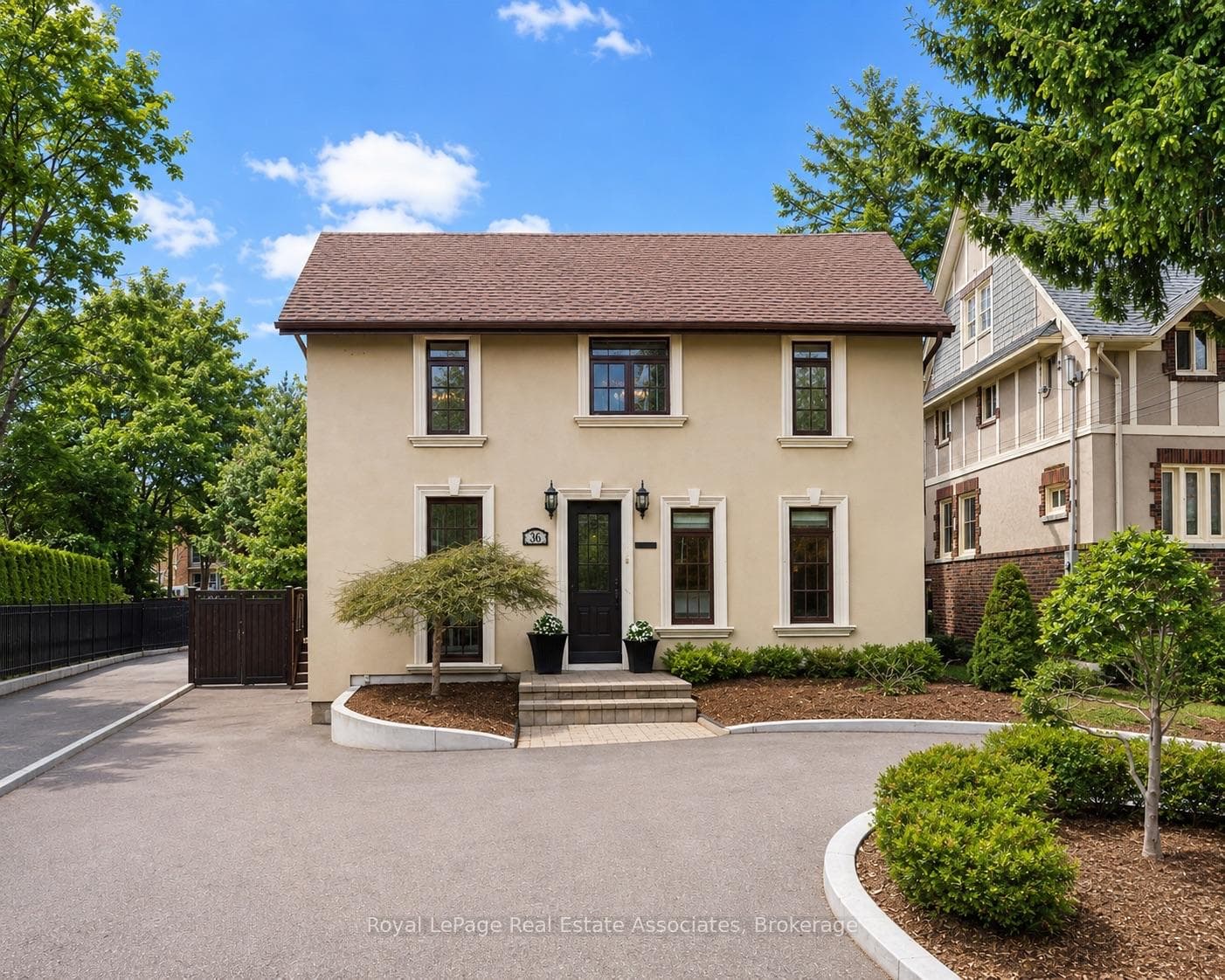 36 Mississauga Road