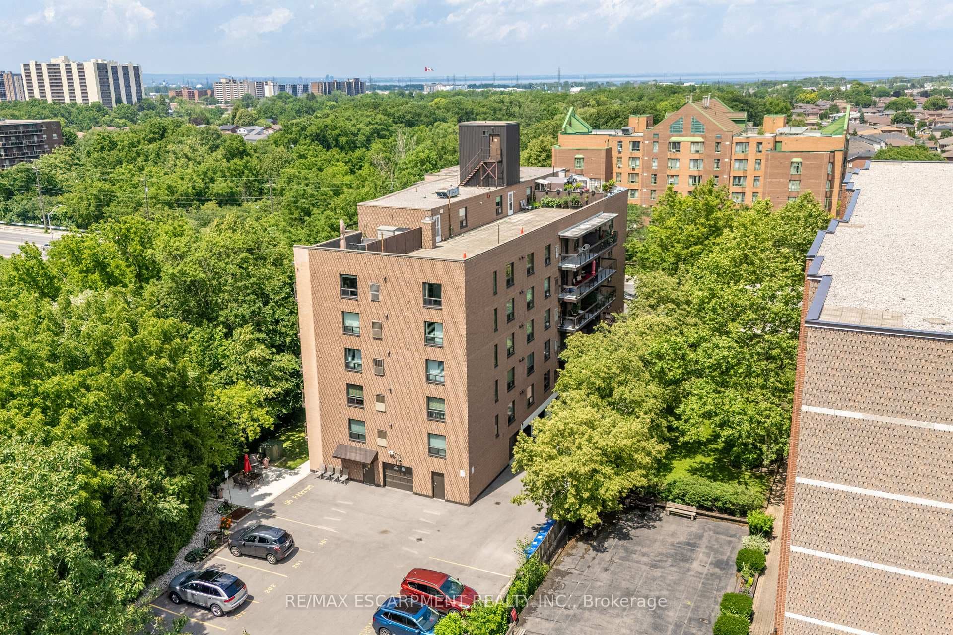 966 Queenston Road Unit 204
