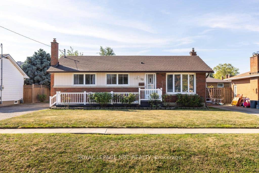 10 Ridgeview Avenue