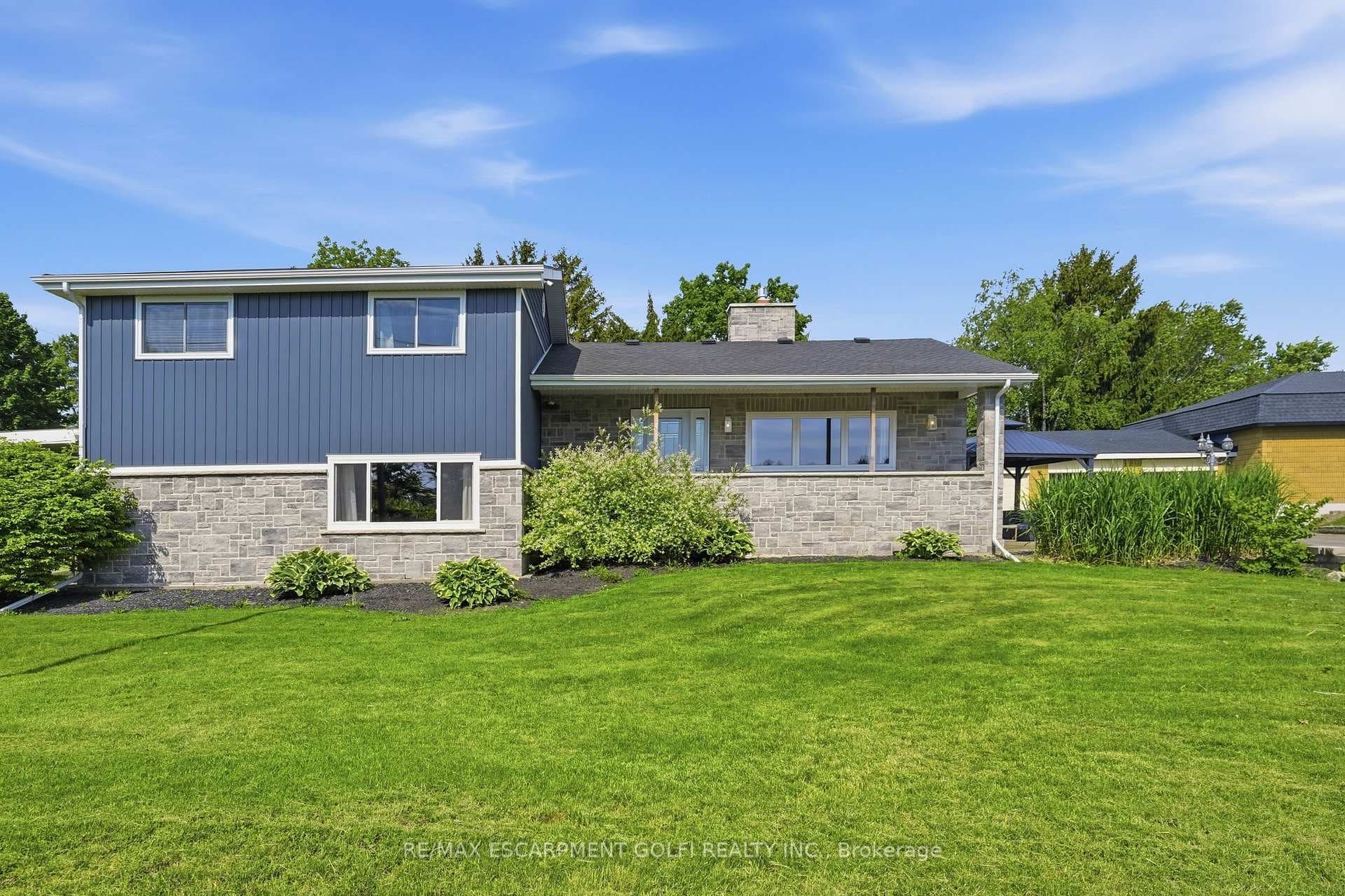 11404 Lakeshore Road Unit Upper