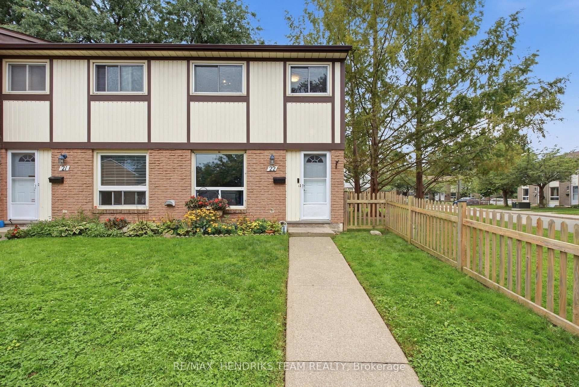 25 Linfield Drive Unit 22