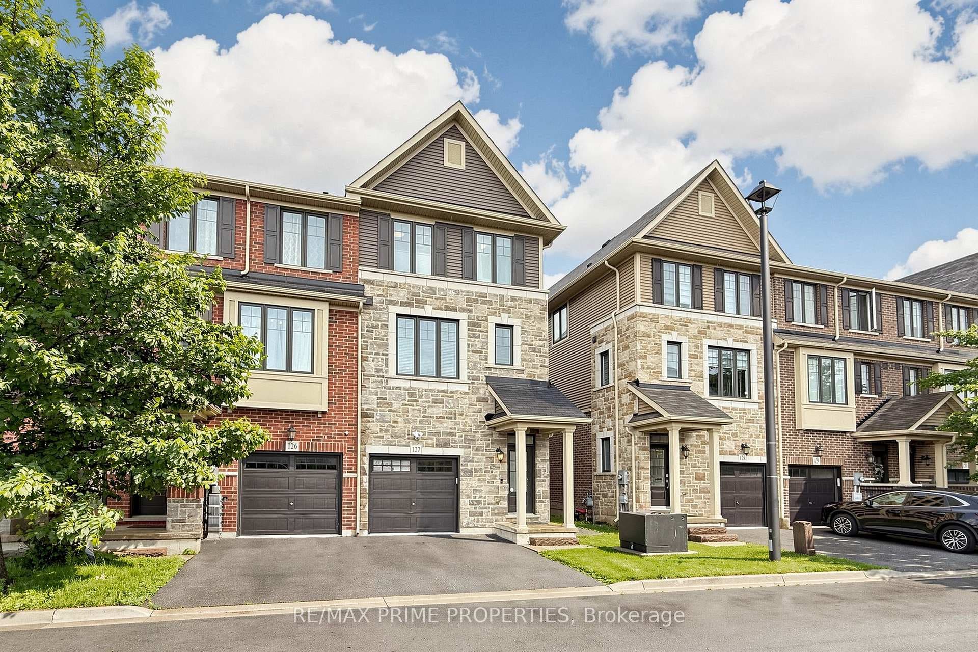 1890 Rymal Road Unit 127