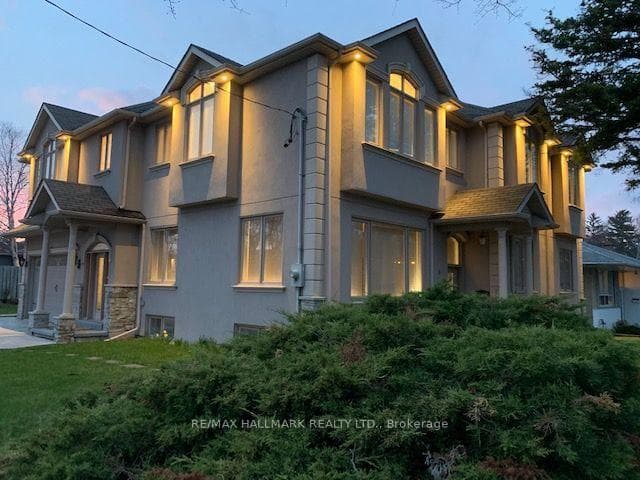 6 Griggsden Avenue