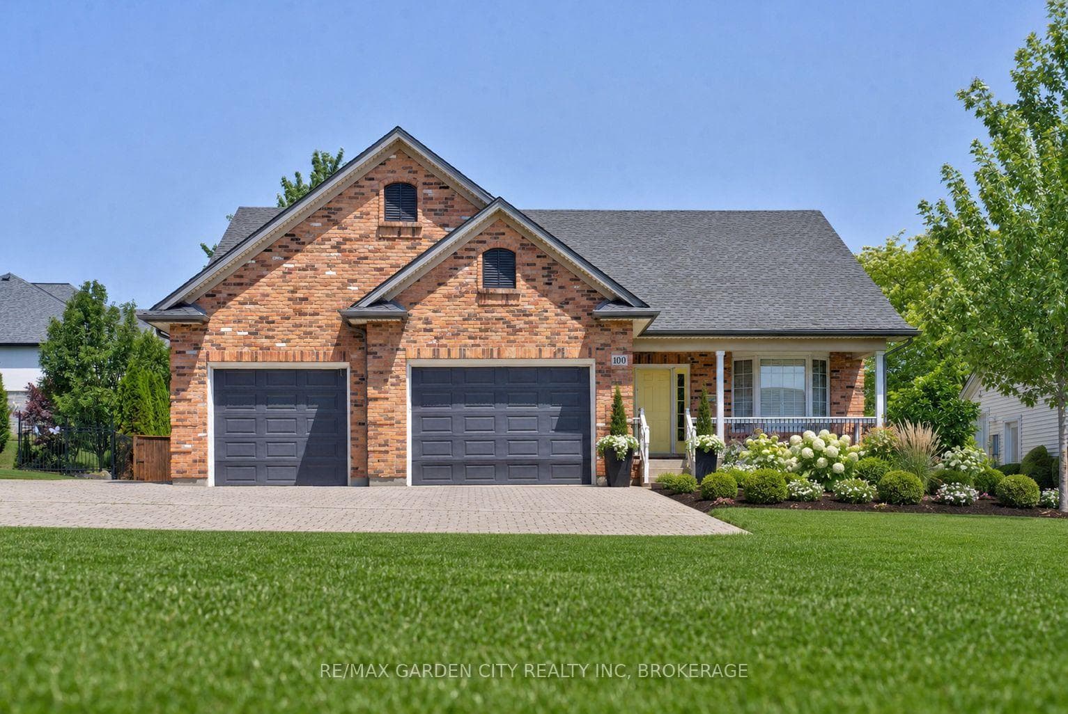 100 Thorold Road