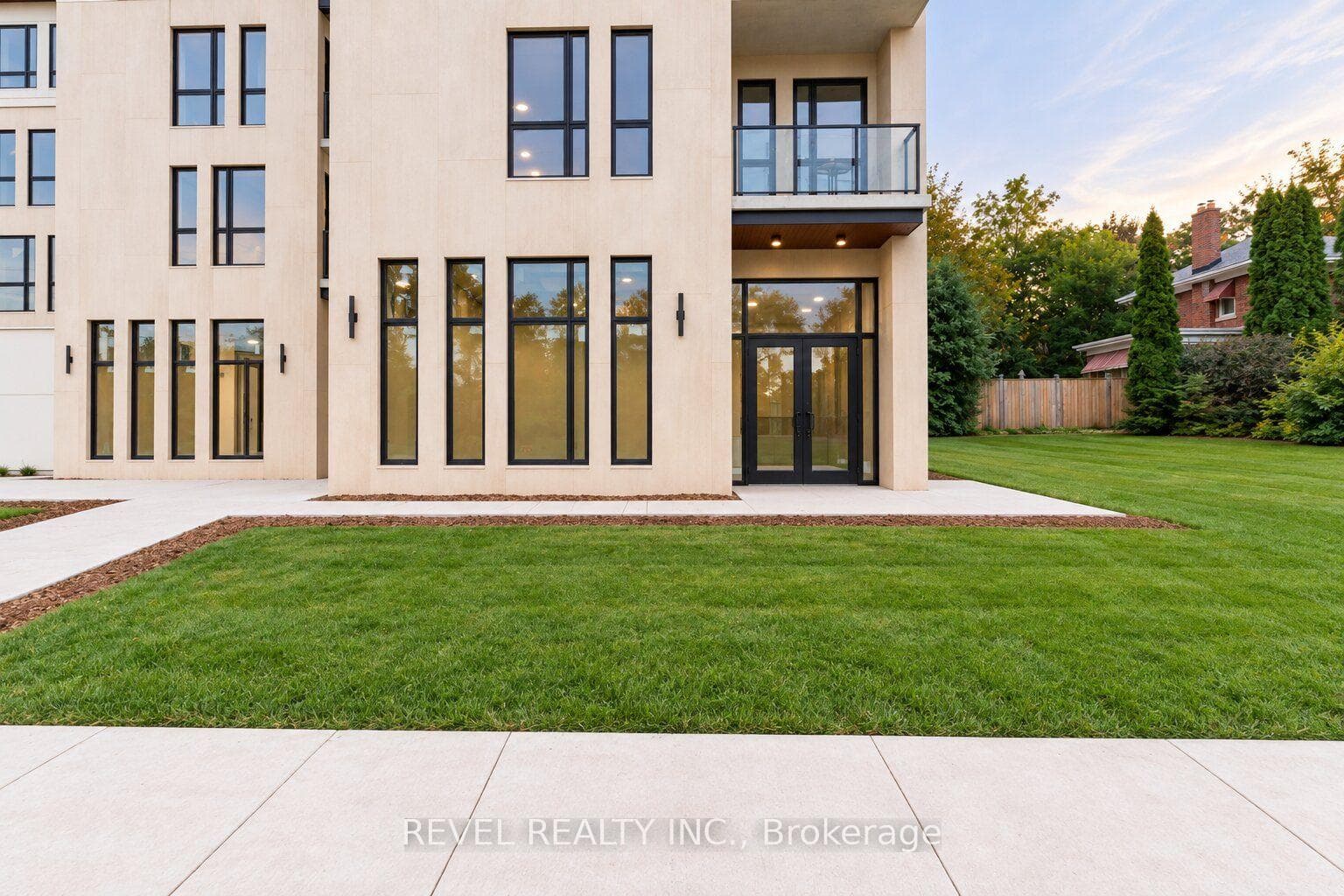 4390 Hillview Drive Unit A