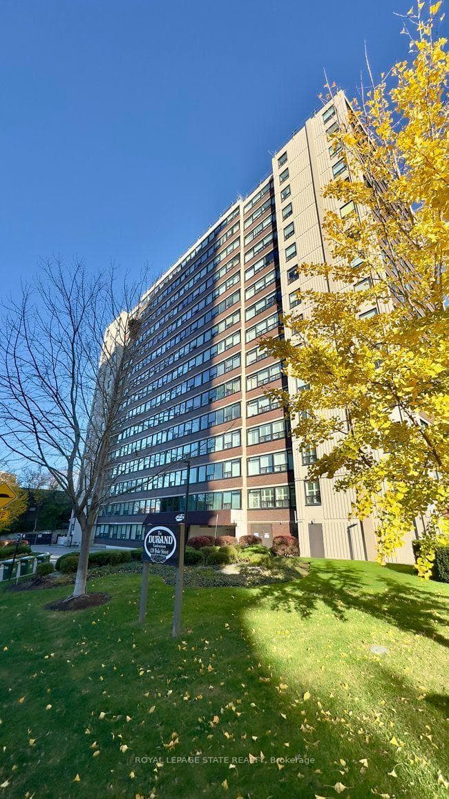 120 Duke Street Unit 102