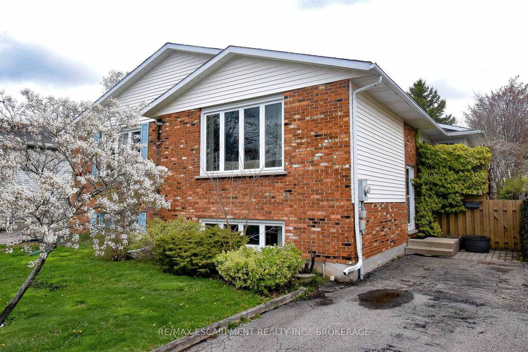87 CHAPEL HILL Crescent Unit Main