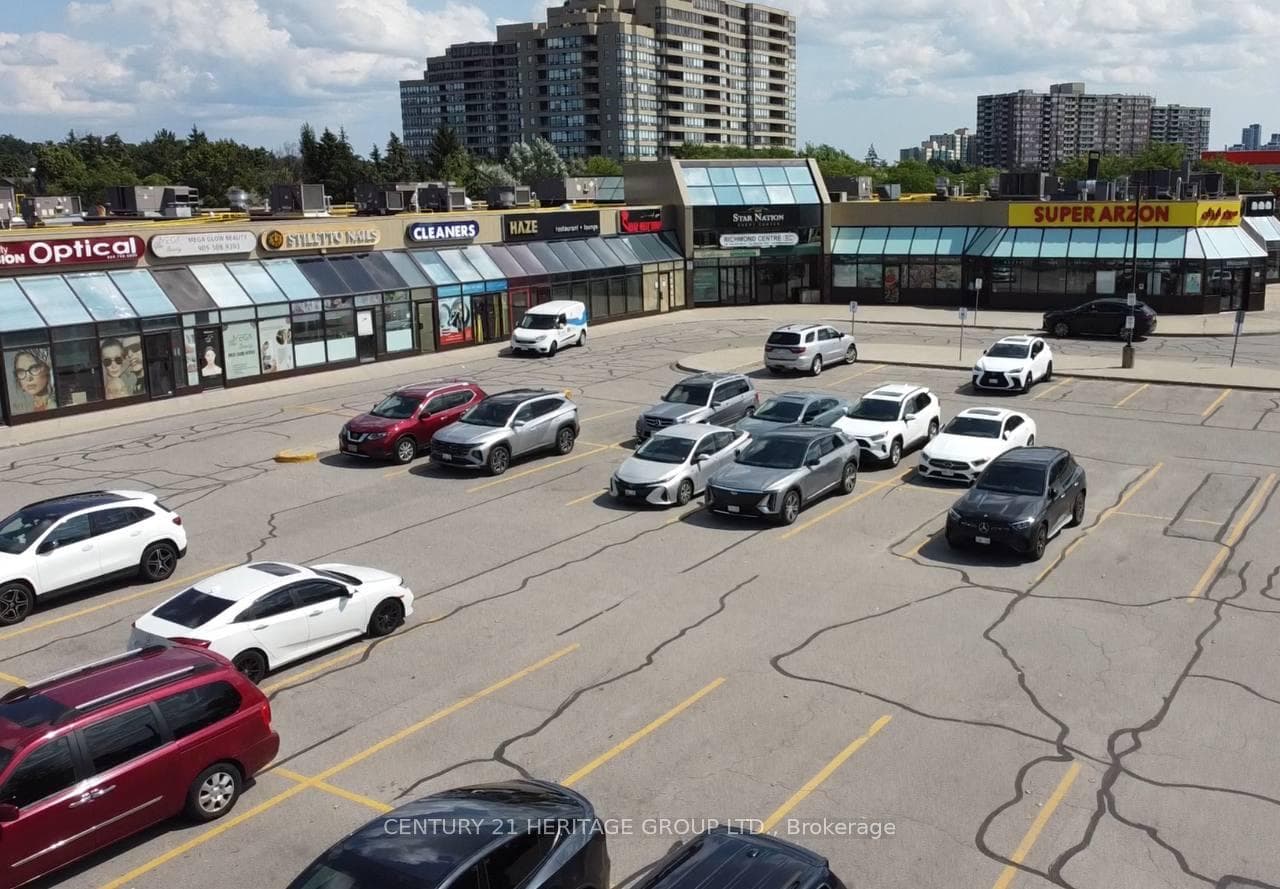 9737 Yonge Street Unit 208