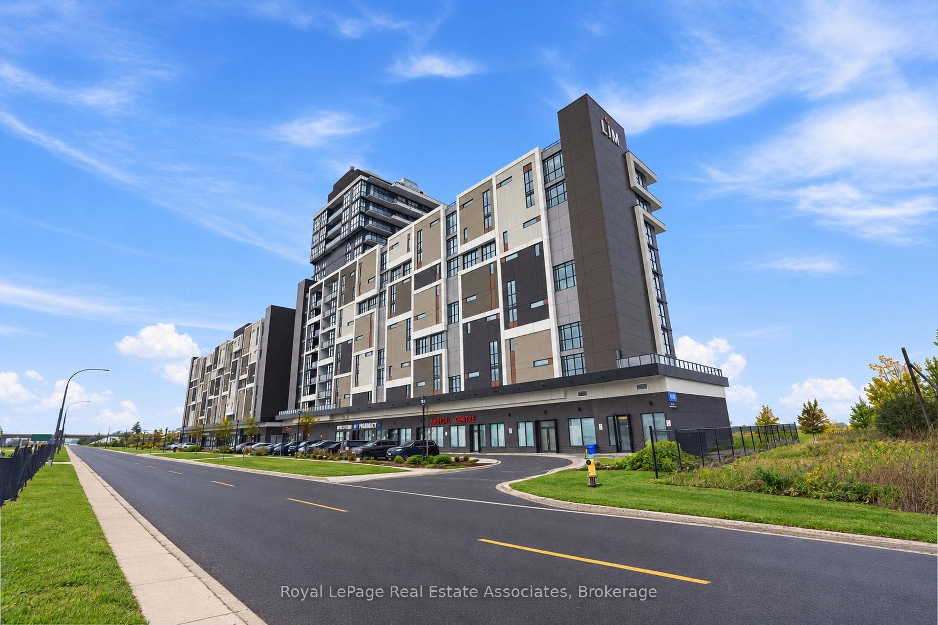 550 North Service Road Unit 801