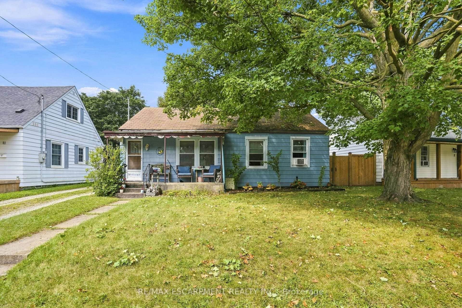 9 Lancaster Avenue
