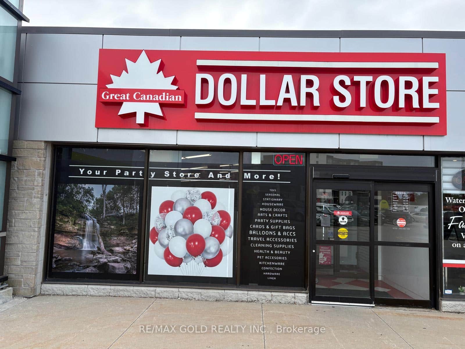 255 Dundas Street Unit 2C