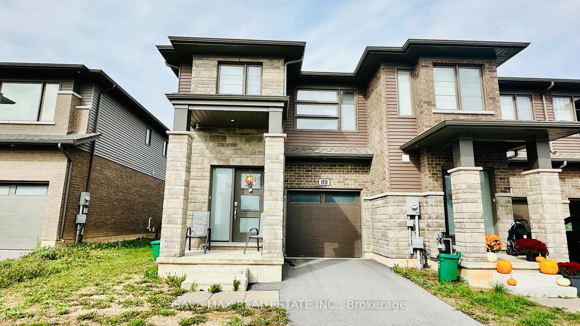 89 Acacia Road