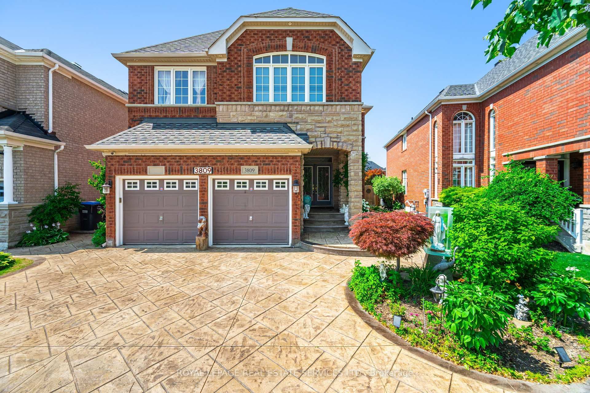 3809 Candlelight Drive