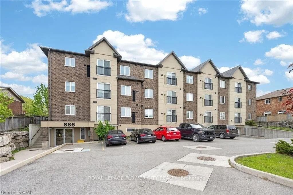 886 Golf Links Road Unit 204