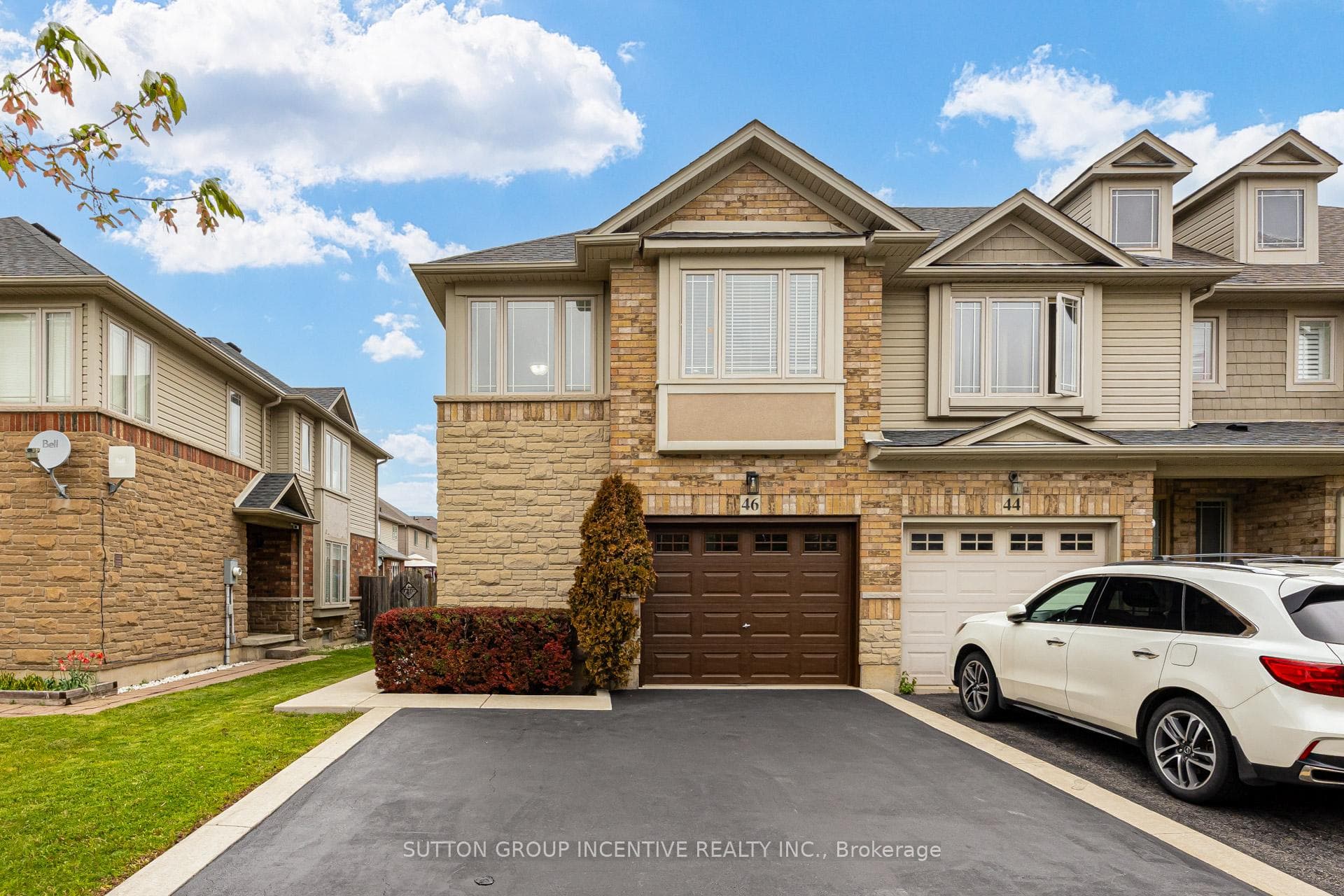 46 Viking Drive