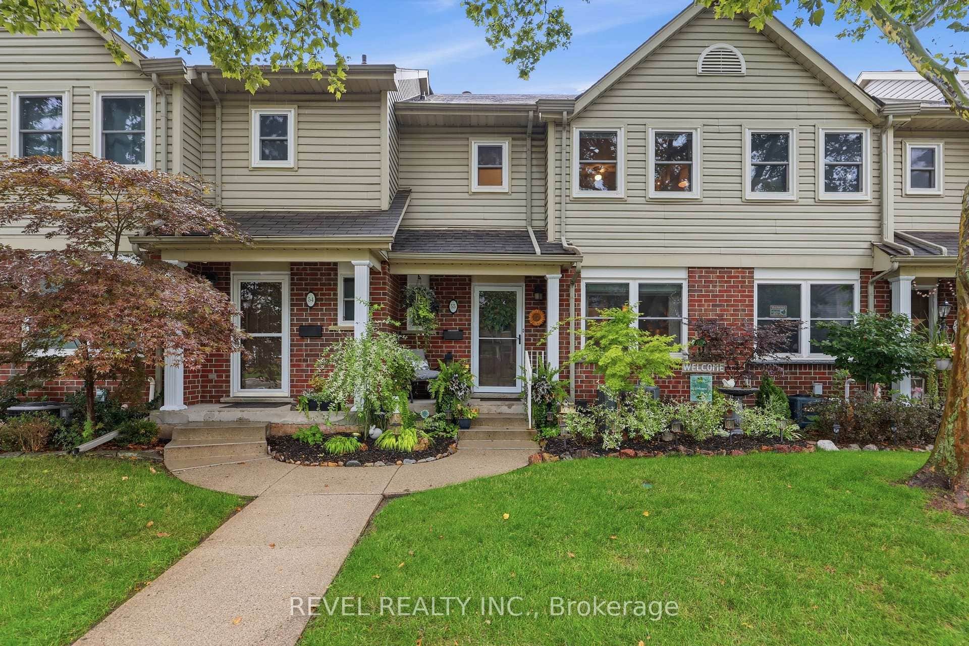 55 Kerman Avenue Unit 55