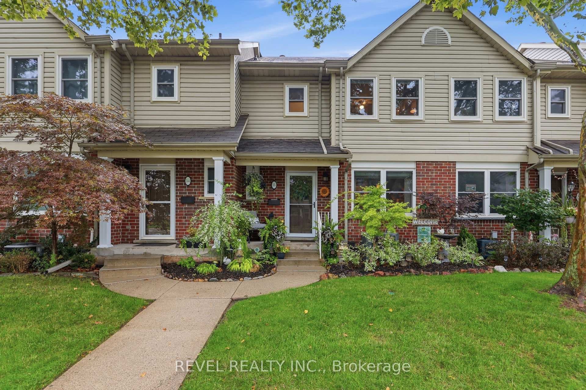 55 Kerman Avenue Unit 55