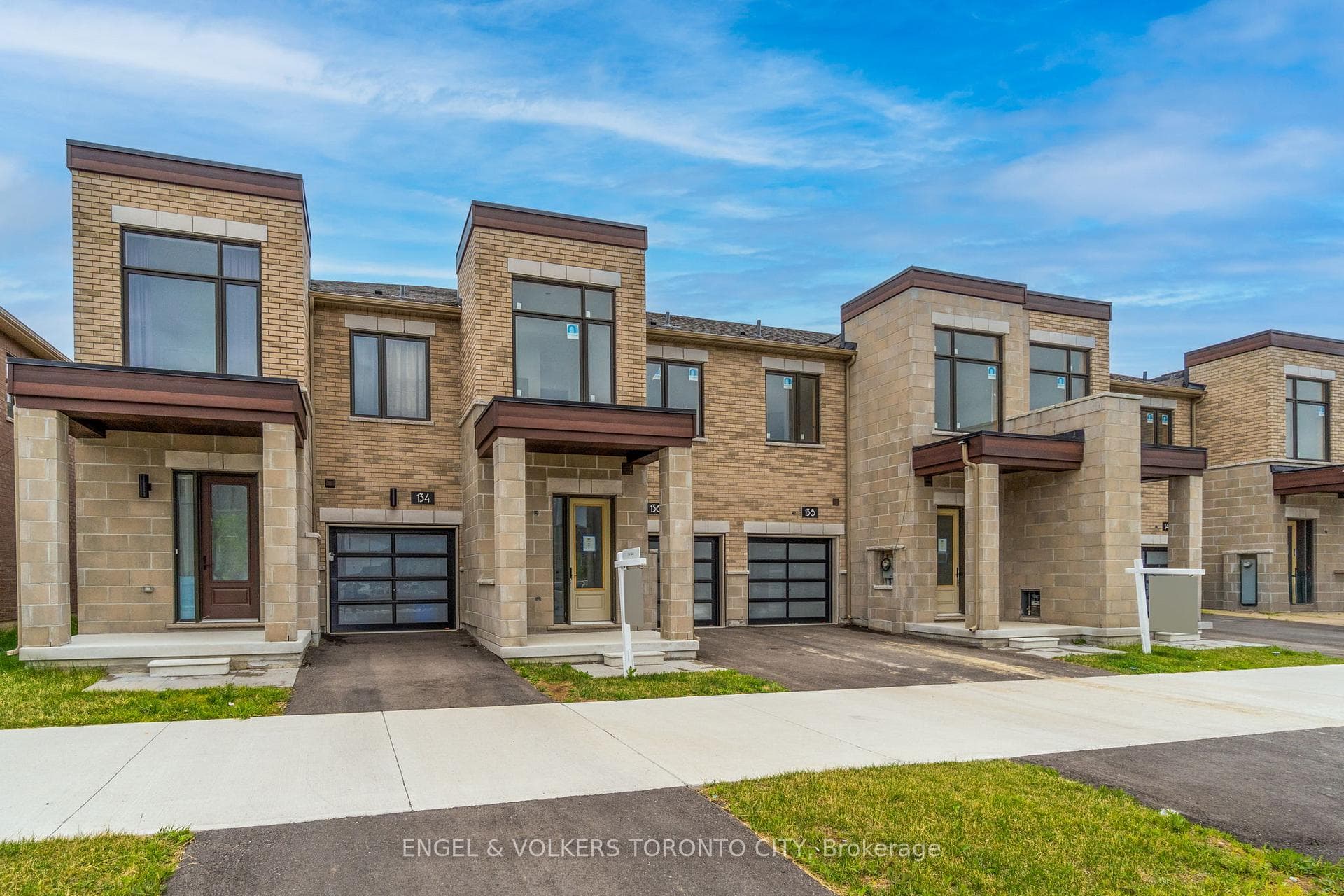 138 Mumbai Drive