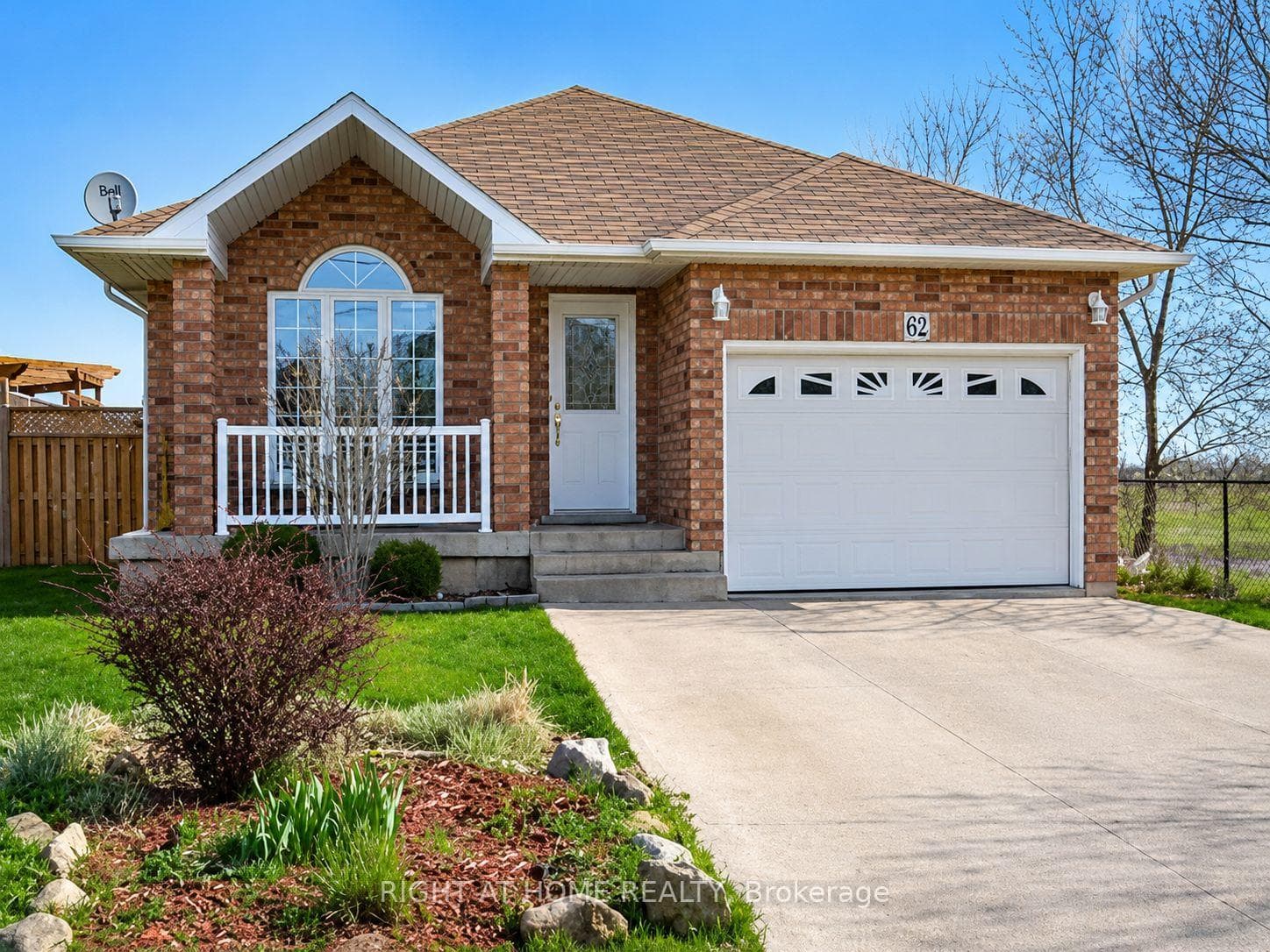 62 Highland Road Unit Lower
