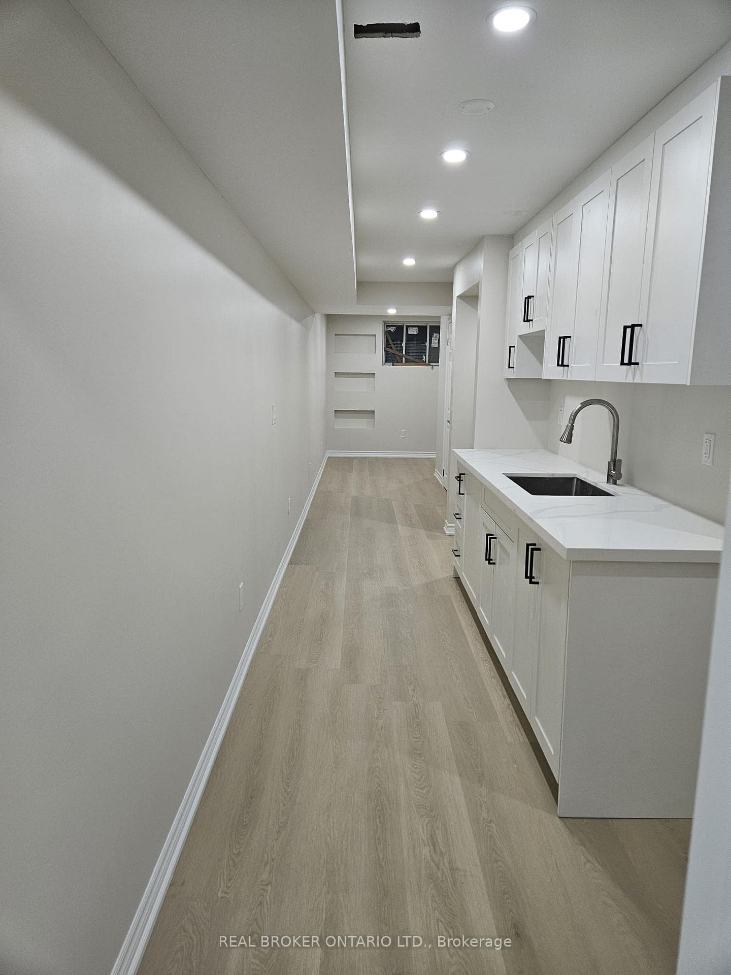 5672 Dorchester Road Unit 14 Lower Level