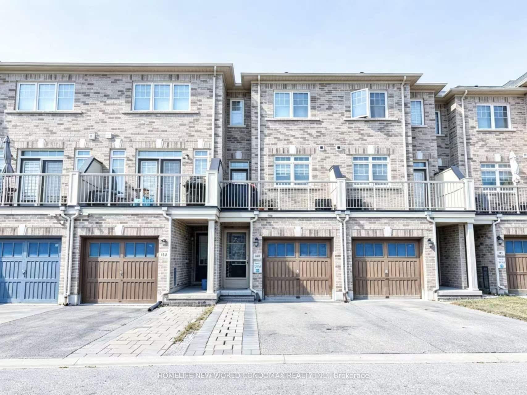 101 Dundas Way