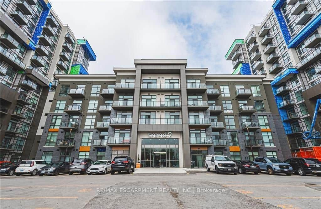 460 DUNDAS Street Unit 714