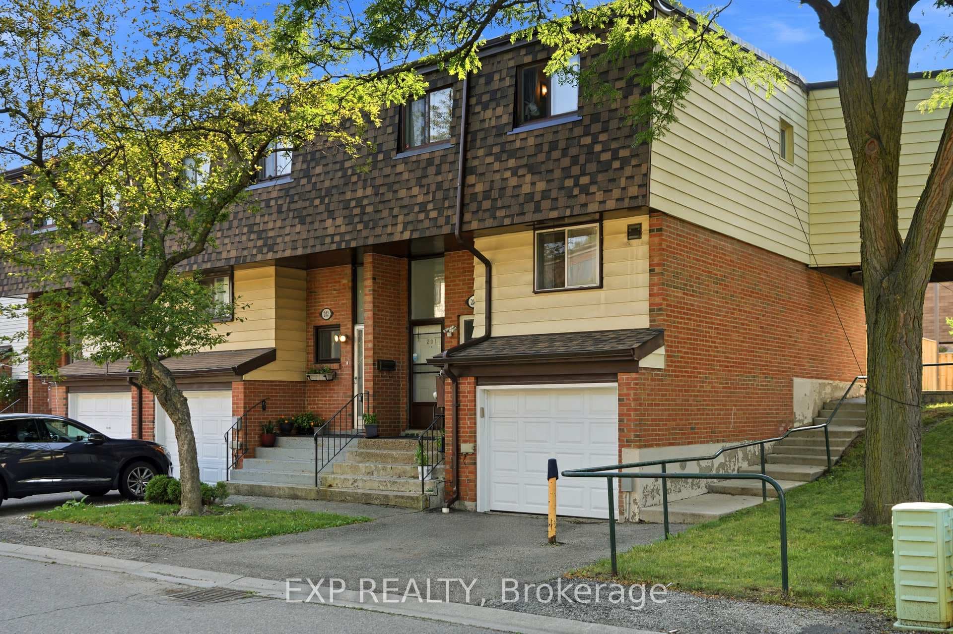 180 Mississauga Valley Boulevard Unit 201