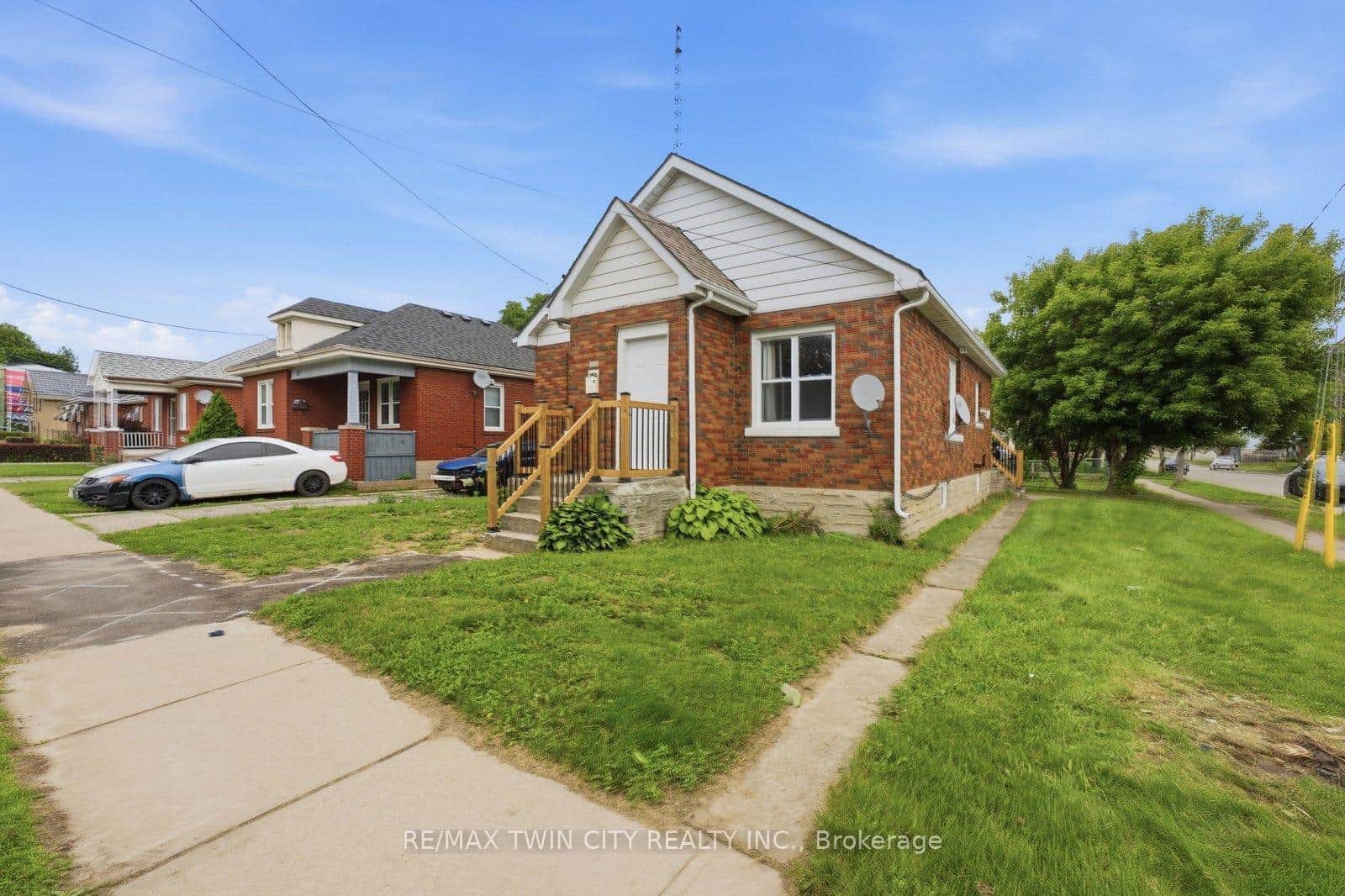 249 Clarence Street