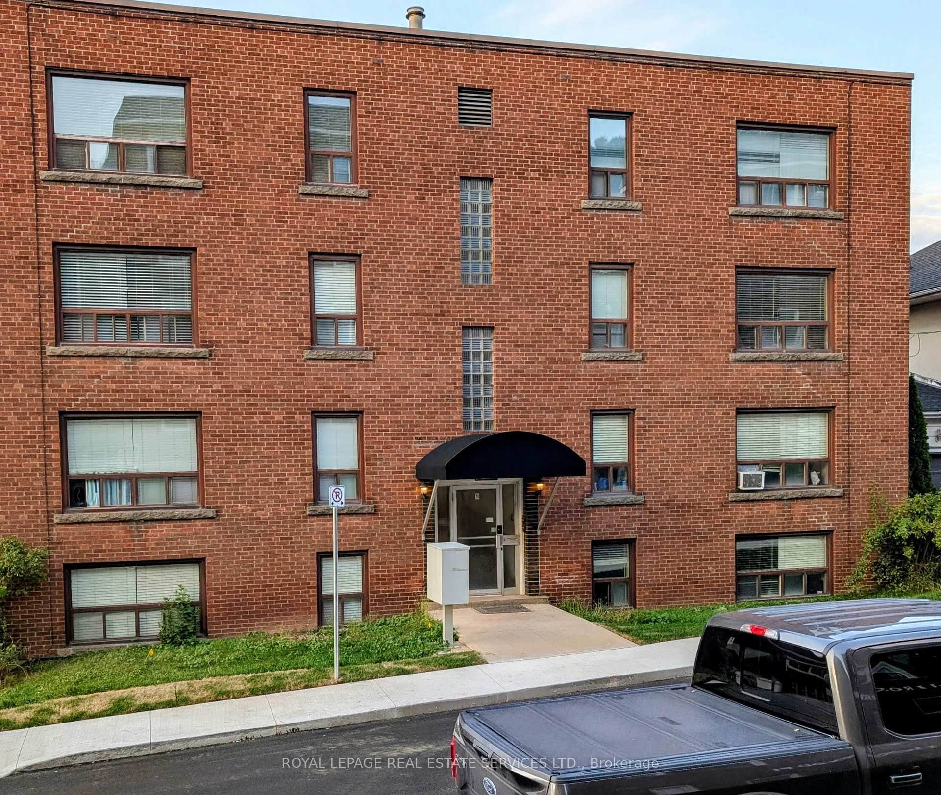 10 Rockwood Place