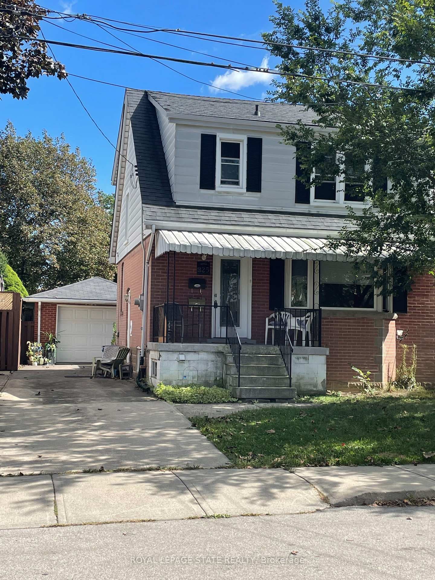 225 East 14th Street Unit Upper