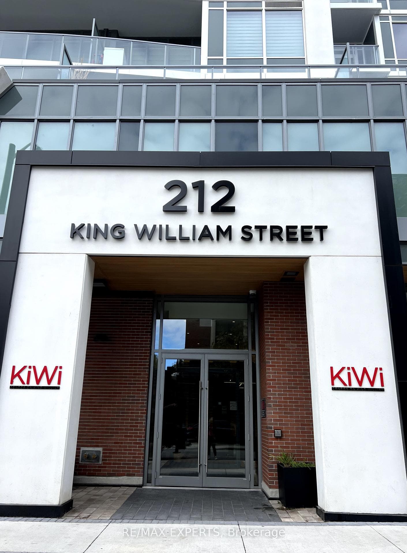 212 King William Street Unit 602