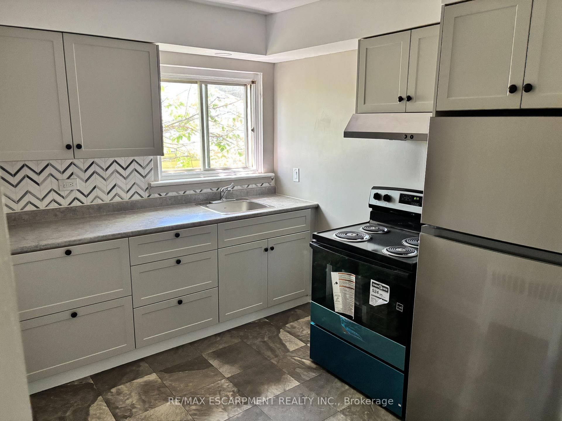 5473 Ontario Avenue Unit 5