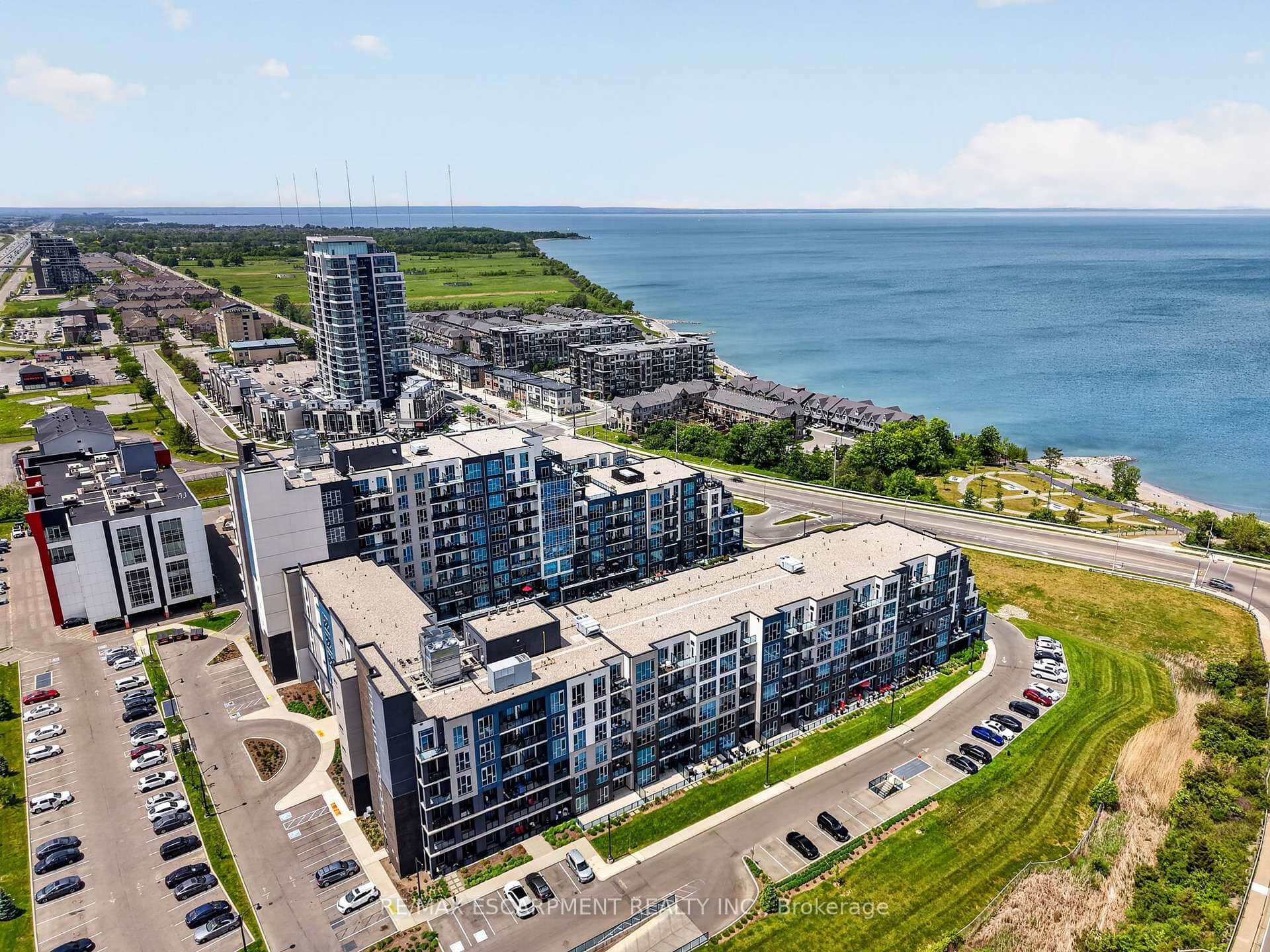 16 CONCORD Place Unit 548