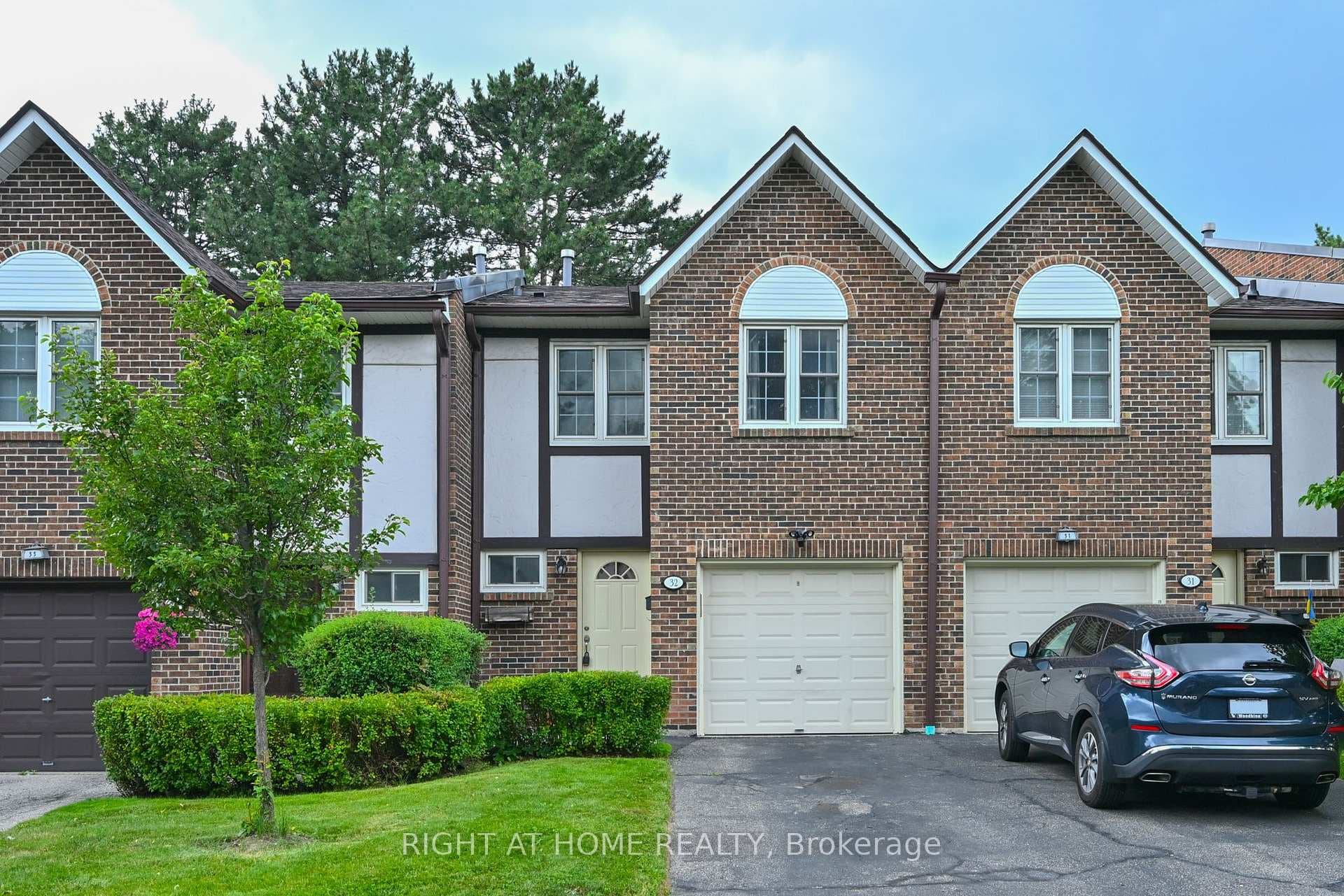 2120 Rathburn Road Unit 32