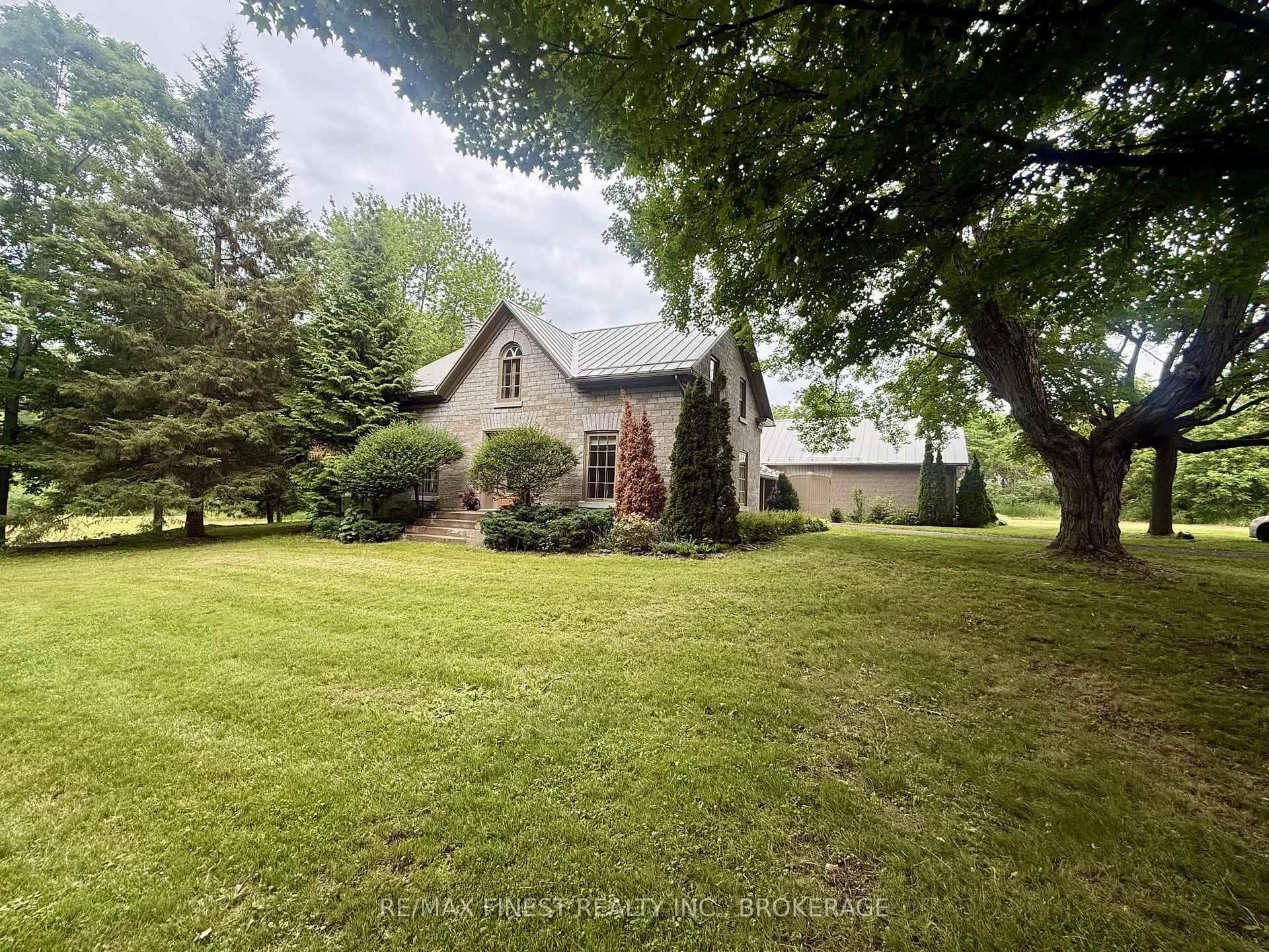 4247 Henderson Road