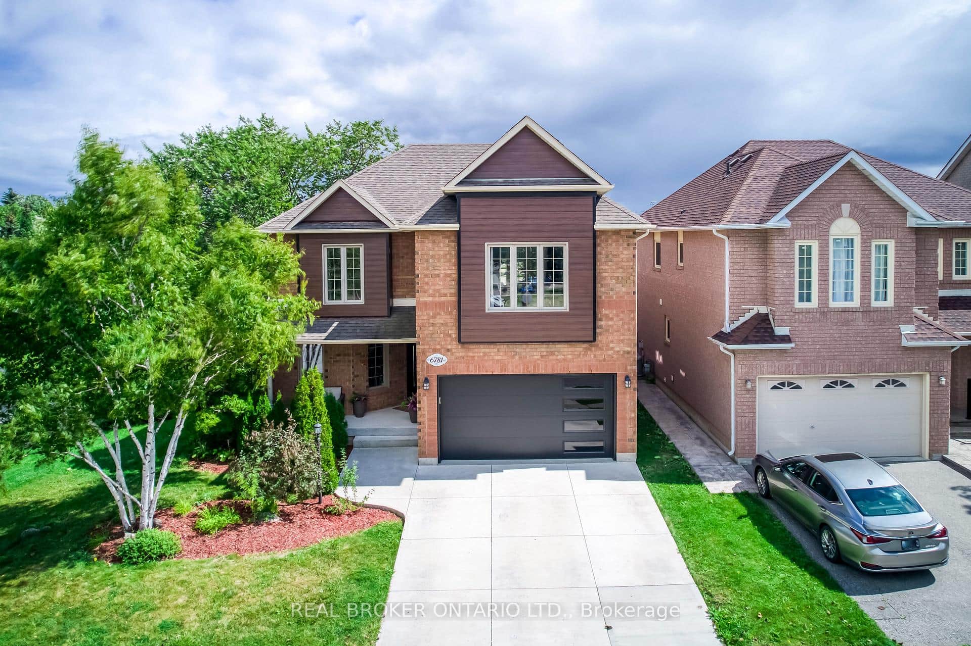 6781 Gracefield Drive, Mississauga ON L5N 6T5