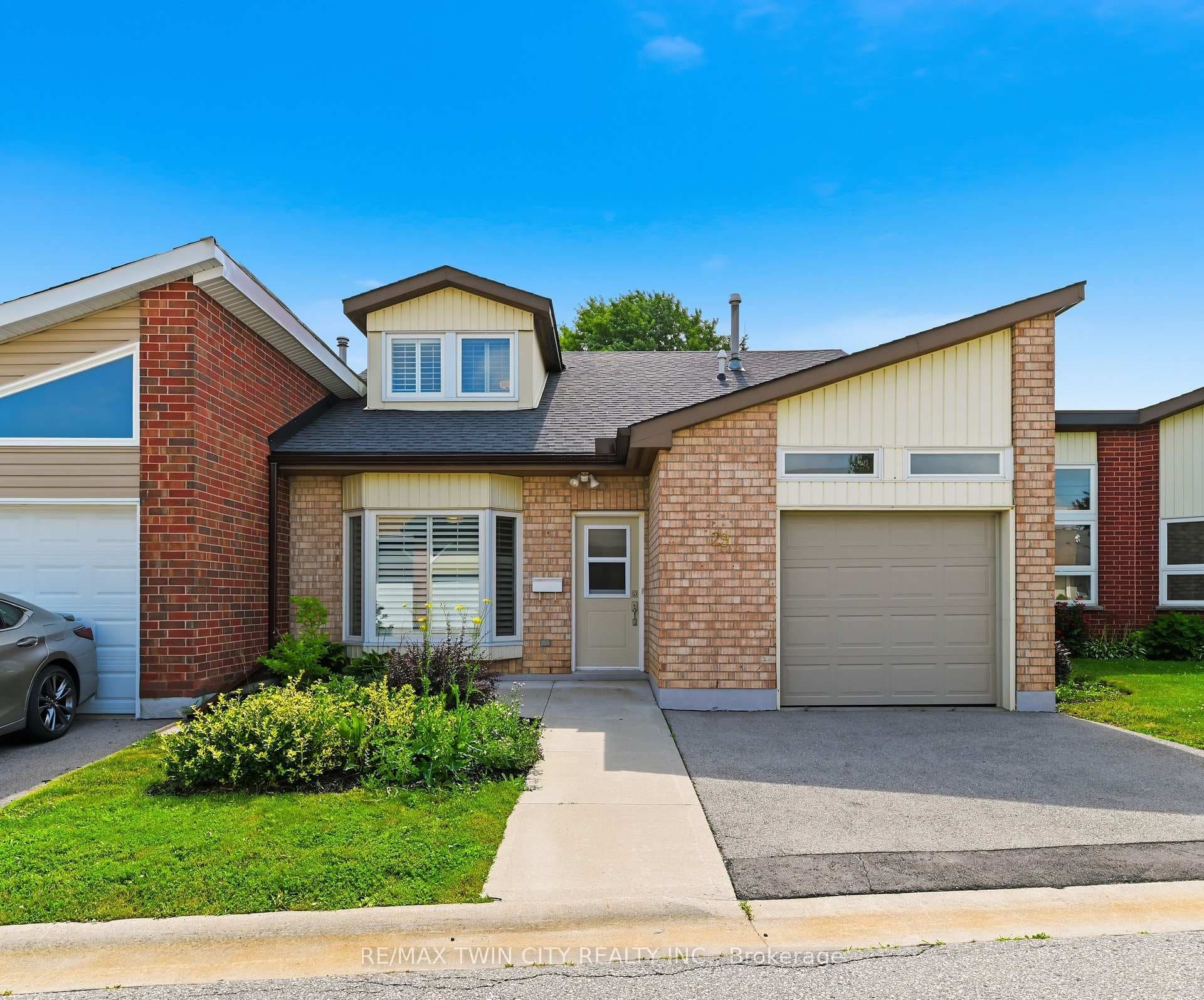 29 Archdeacon Clark Trail